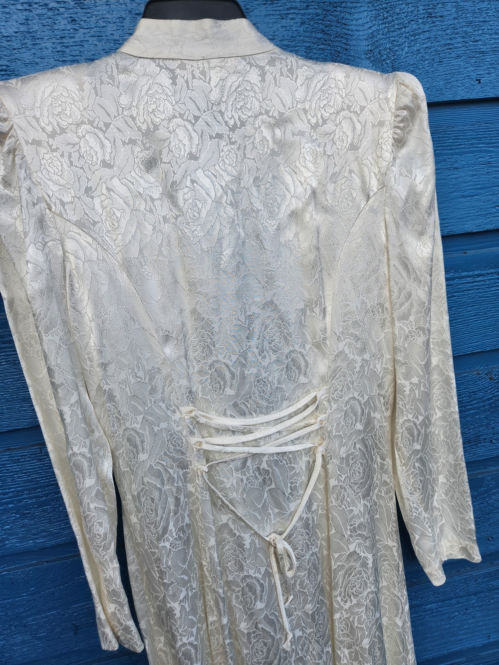 New Frontier Ivory Lace Maxi Dress with Ornate Neckline - Picture 9 of 12